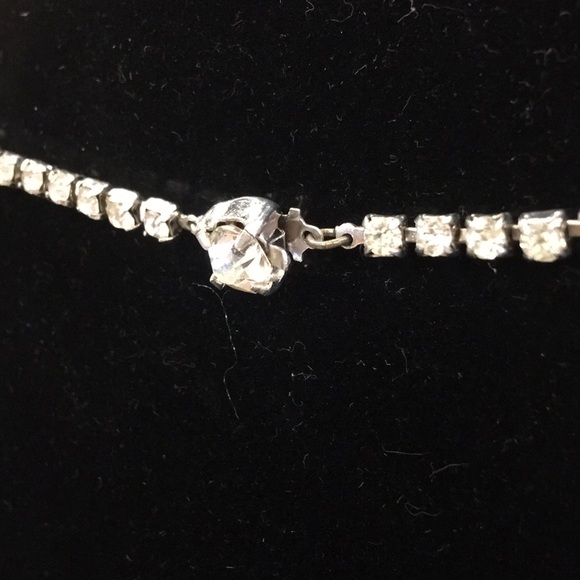 Vintage Rhinestone Bow Statement Necklace - Picture 3 of 7